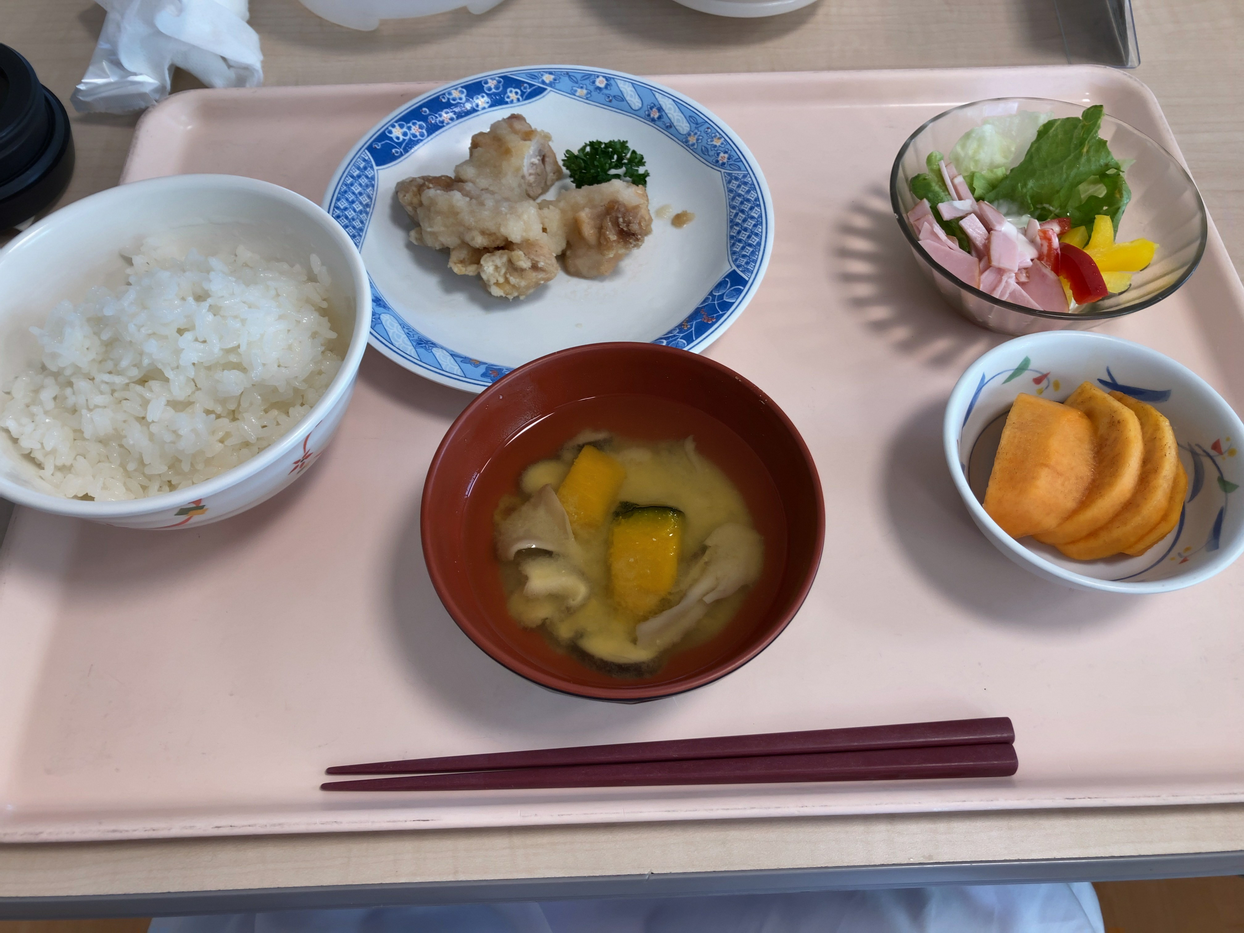 鶏肉の唐揚げ
