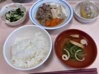 肉豆腐